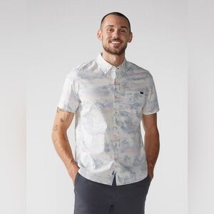 Chubbies The Sunset Friday Button Up Collared Hawaiian Short Sleeve Men’s Medium